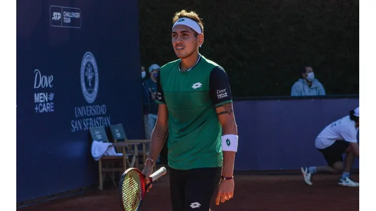Alejandro Tabilo cayó en tres sets ante Botic van de Zandschulp y no pudo avanzar a cuartos de final
