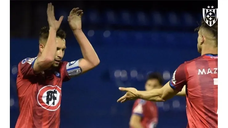 Huachipato derrota por 2-1 a 12 de Octubre