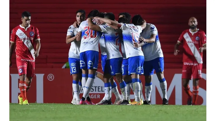 Universidad Católica sigue viva en la Copa Libertadores y depende de sí mismo para clasificar a octavos de final
