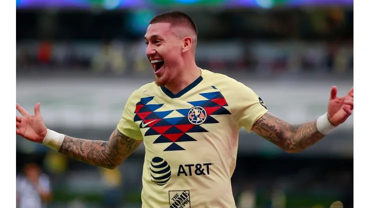Nico Castillo vuelve a burlarse de Colo Colo, esta vez con la Copa Sudamericana.