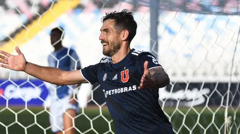 Joaquín Larrivey se matricula con un doblete en el triunfo de la U