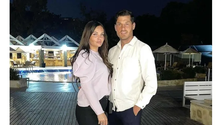 La pareja de Miiko Albornoz explotó contra el VAR. Foto: Instagram @zandrawickstrom