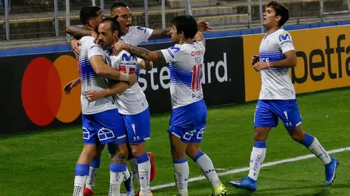 Diego Valencia se matriculó con un golazo para la UC.