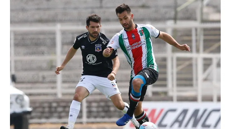 Colo Colo recibe a Palestino en el Estadio Monumental