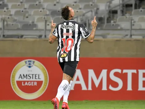 Video: Eduardo Vargas anota un golazo en goleada del Atlético Mineiro