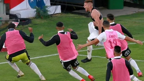 Gustavo Quinteros podrá contar con plantel entero en Colo Colo.