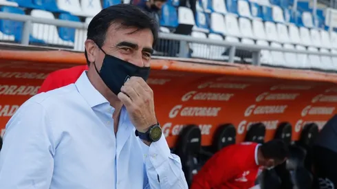 Gustavo Quinteros compara a Colo Colo con la Universidad Católica