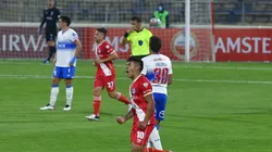 Universidad Católica no levanta la cabeza en la Copa Libertadores.