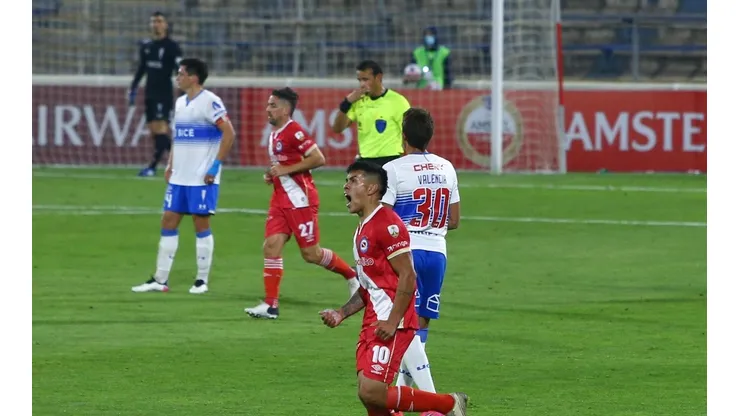 Universidad Católica no levanta la cabeza en la Copa Libertadores.