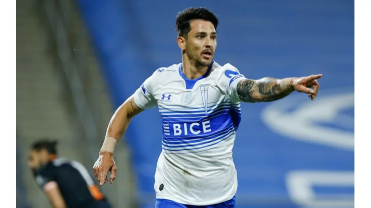 Universidad Católica recibirá a Argentinos Juniors en San Carlos de Apoquindo