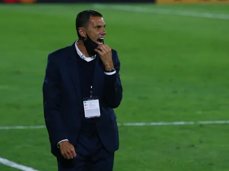 Hinchas cruzados no soportan más a Poyet como DT de la UC