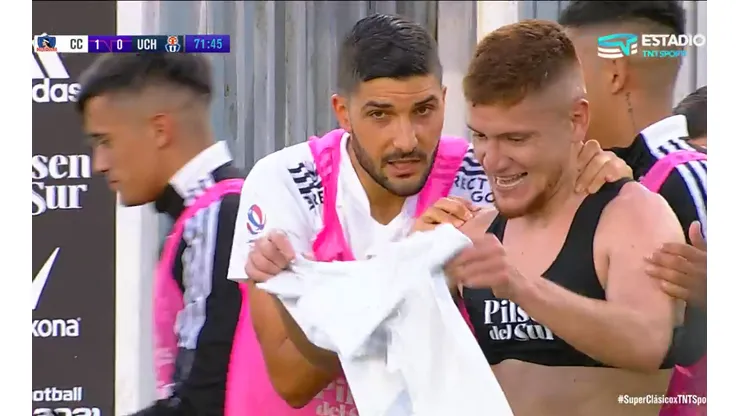 Leonardo Gil marca el primero para Colo Colo