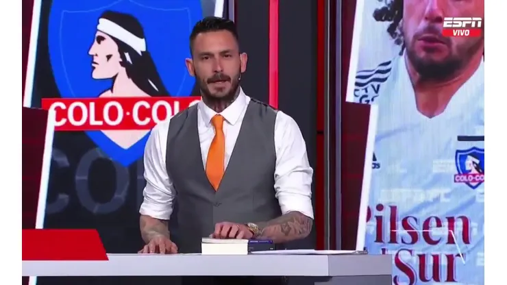Mauricio Pinilla le pone las fichas a Gonzalo Espinosa para el Superclásico.