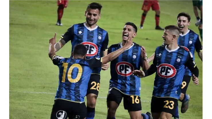 Huachipato enfrenta a San Lorenzo por la Copa Sudamericana
