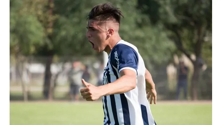 Colo Colo busca frenar negociaciones con Talleres por Favio Cabral.