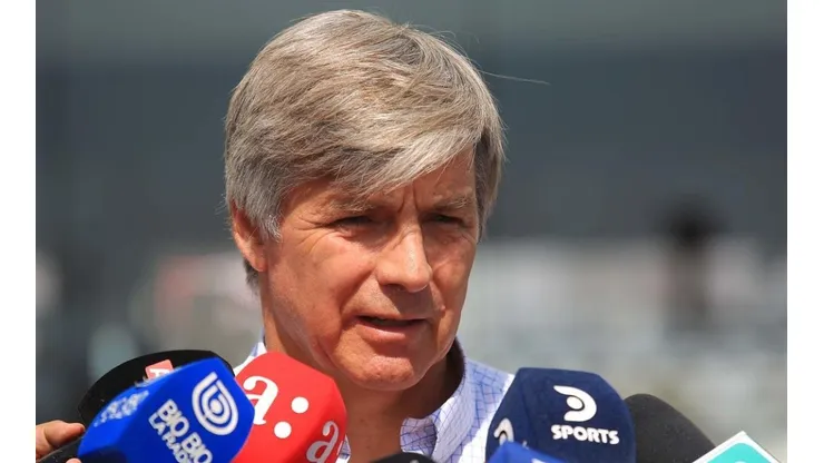 Harold Mayne-Nicholls fue comunicado por Aníbal Mosa que no seguirá en Blanco y Negro