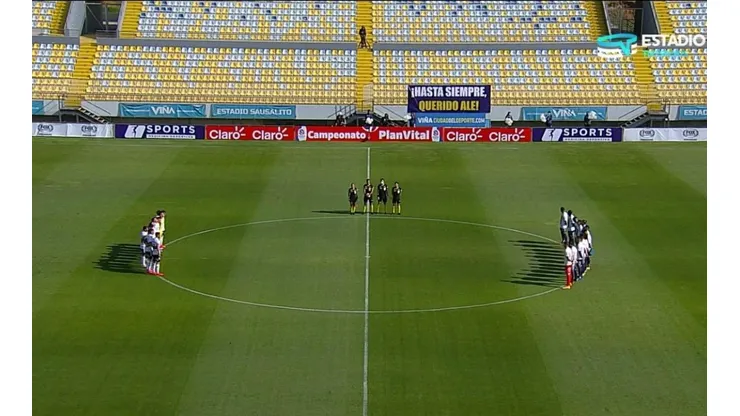 El minuto de silencio en el partido entre Colo Colo y Everton