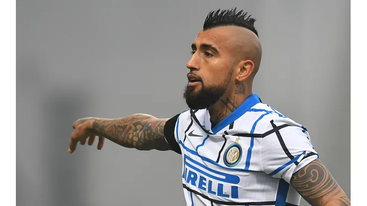Arturo Vidal deberá ser intervenido por problemas en su rodilla