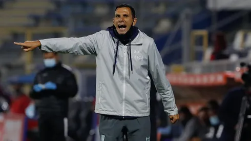 Gustavo Poyet se refirió a la deuda internacional de los equipos chilenos
