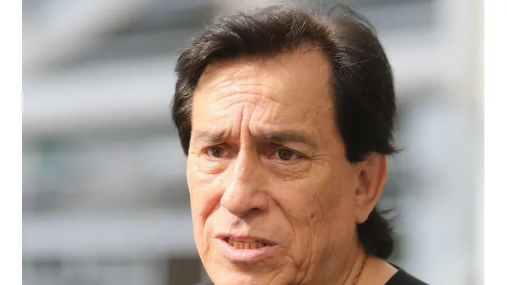 Roberto Rojas deja fuera de su top 5 de arqueros a Johnny Herrera
