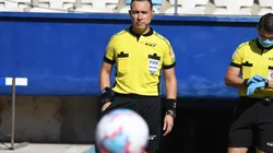 Ángelo Hermosilla es cuestionado por su arbitraje del fin de semana