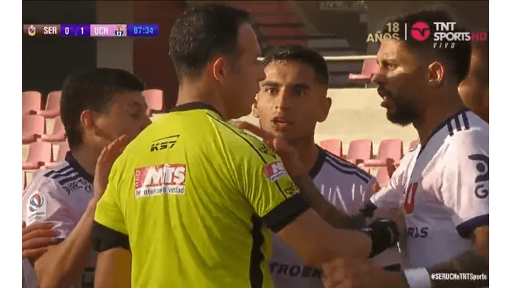 Gonzalo Espinoza se refiere al tiro libre anulado a Mario Sandoval
