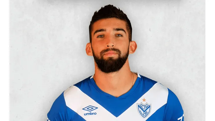Emiliano Amor busca rescindir su contrato con Vélez para llegar a Colo Colo.