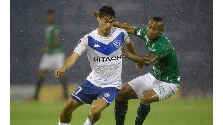 La oferta que recibió Galdames para renovar su contrato con Vélez.