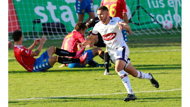 Melipilla derrota a la Unión Española en el Estadio Santa Laura