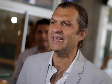 ¿Se queda en Colo Colo? Mosa compra más acciones de Blanco y Negro