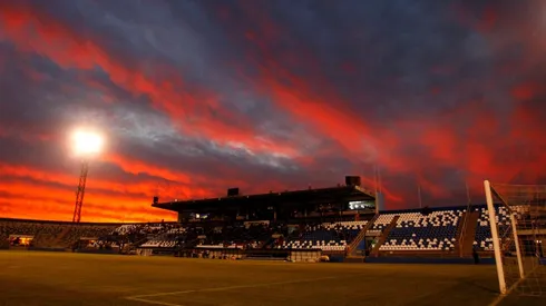 Hinchas de Universidad Católica se entusiasman con proyecto estadio