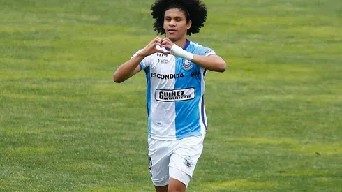 Eduard Bello, actual figura de Antofagasta, fue el quinto de los ocho venezolanos que le han marcado a Colo Colo.