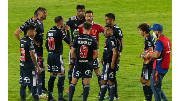 Universidad de Chile confirma formación para enfrentar a Huachipato.