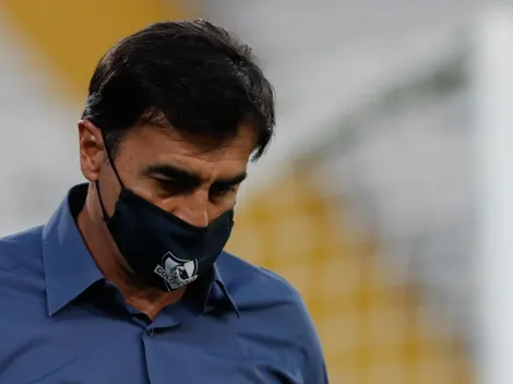 Quinteros descarta oferta para irse de Colo Colo y conflicto con Mayne-Nicholls