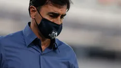 Gustavo Quinteros pudiera salir de Colo Colo ante una jugosa oferta de los Emiratos Arabes.