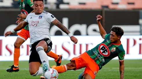 Colo Colo vista este sábado el Estadio El Cobre en Atacama.