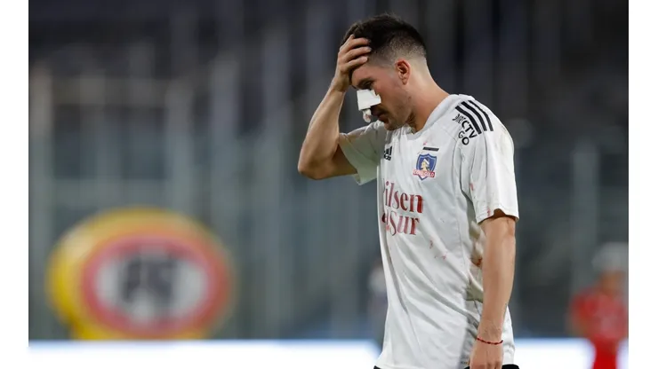 Colo Colo confirma lesiones graves de Fuentes y Campos.