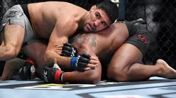 Vicente Luque dominó al excampeón Tyron Woodley con superioridad