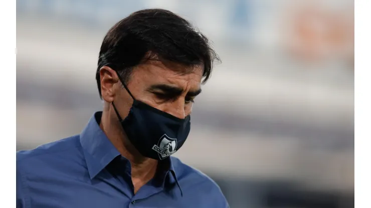 Gustavo Quinteros aclara que por ningún motivo renunciará