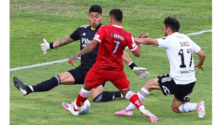 Colo Colo recibe a Unión La Calera en el Estadio Monumental por la fecha inaugural del Campeonato Nacional.