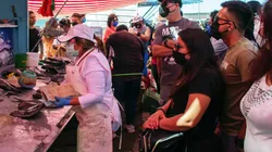 Un sector de la población conserva la costumbre de evitar comer carnes rojas en estas fechas y aprovechan para consumir pescados y mariscos