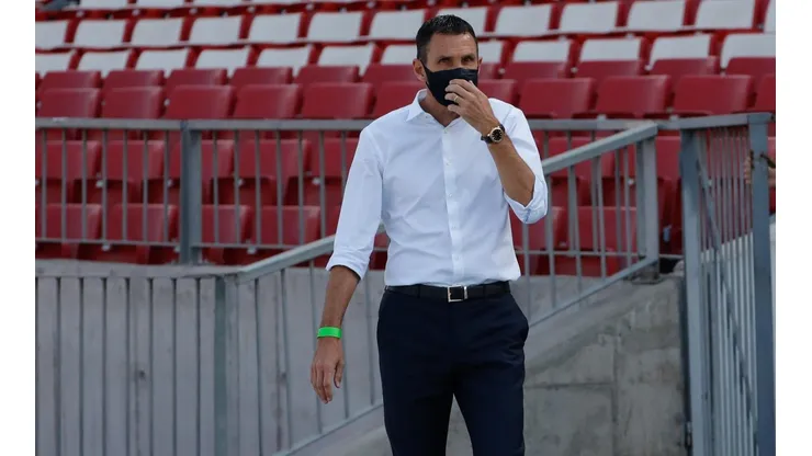 Poyet rápidamente se unió a la tradición uruguaya en Chile.