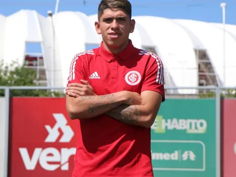 Hinchada de Inter recibe a Palacios: "Es feo, va a brillar"