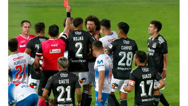 Maximiliano Falcón fue expulsado en el tiempo agregado con una tarjeta roja directa
