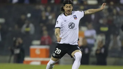 Hinchas albos recuerdan partidazo de Valdés en la Supercopa.