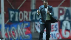 Pancho Eguíluz trata de pobre el rendimiento de la U en Libertadores.