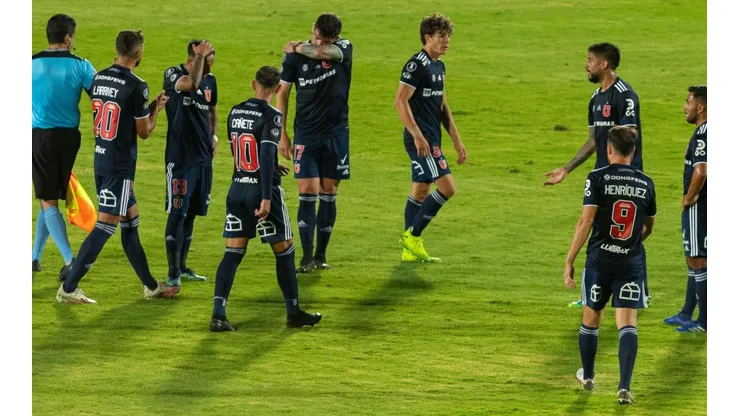 Universidad de Chile sufrirá sus mayores variantes en la defensiva para este partido en Argentina