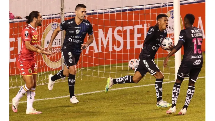 Unión Española se despide tempranamente de la Copa Libertadores.
