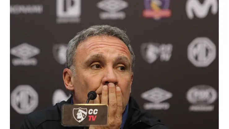 Espina rompe el silencio y cuenta detalles de su salida en Colo Colo.