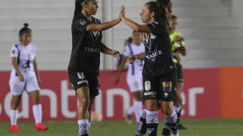 Santiago Morning no tuvo contemplación alguna y ganó 9-0 para avanzar a Cuartos de Final